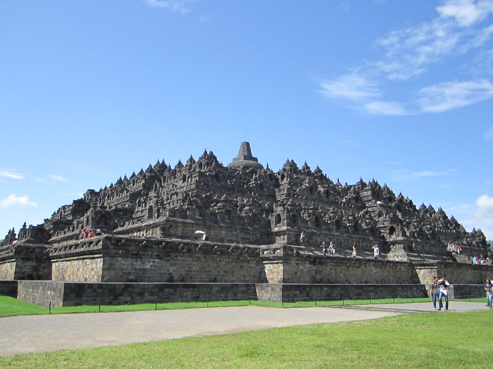 Cerita Dibalik Bangunan Bersejarah Indonesia, Candi Borobudur Awalnya Tempat Pelarian