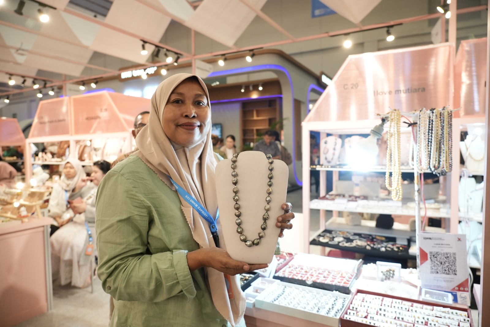 Berkat Pemberdayaan BRI, UMKM Aksesoris Fashion Ini Tembus Pasar Internasional