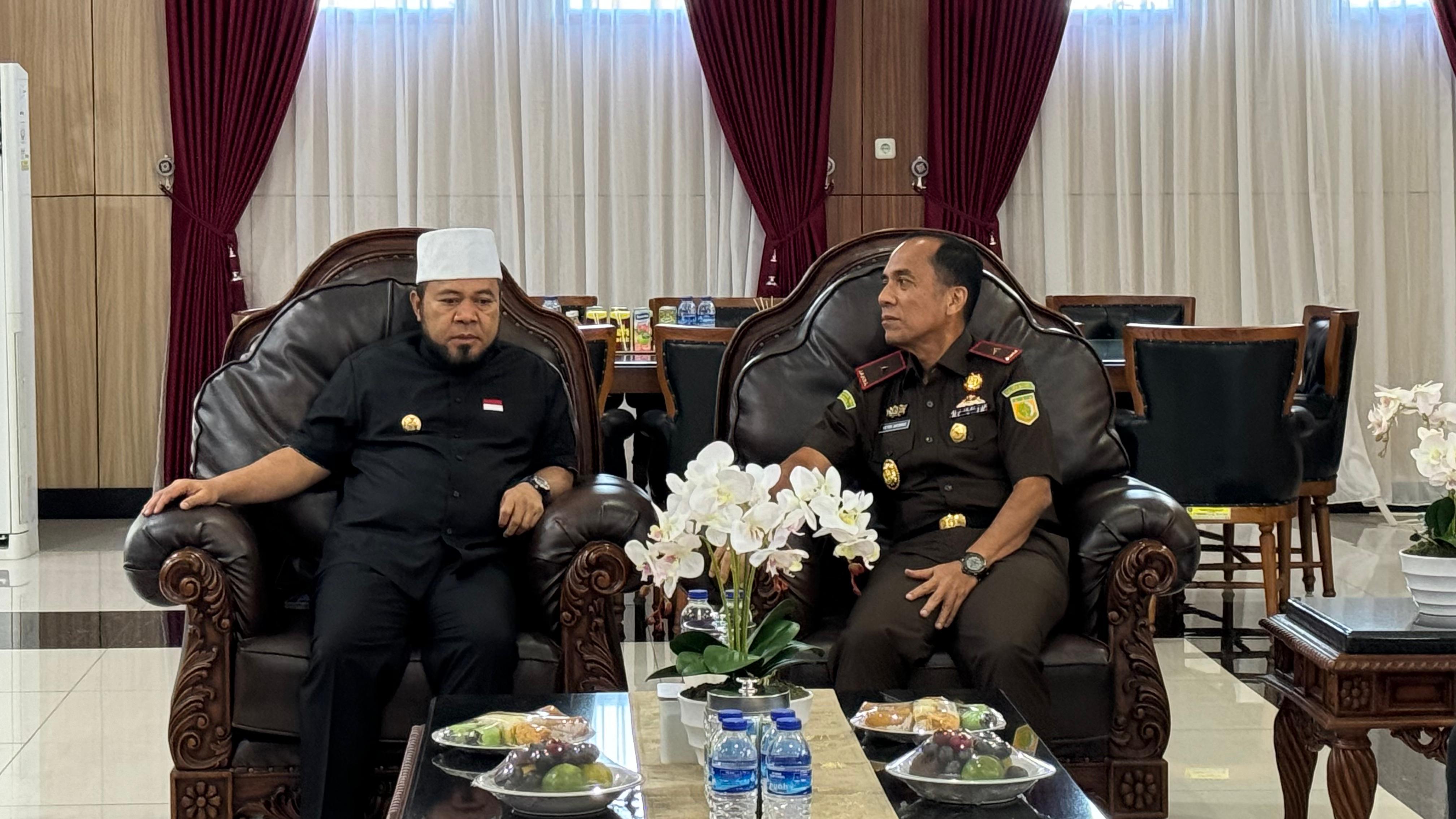 Kajati Bengkulu Bertemu dengan Gubernur, Bahas Persoalan Penting