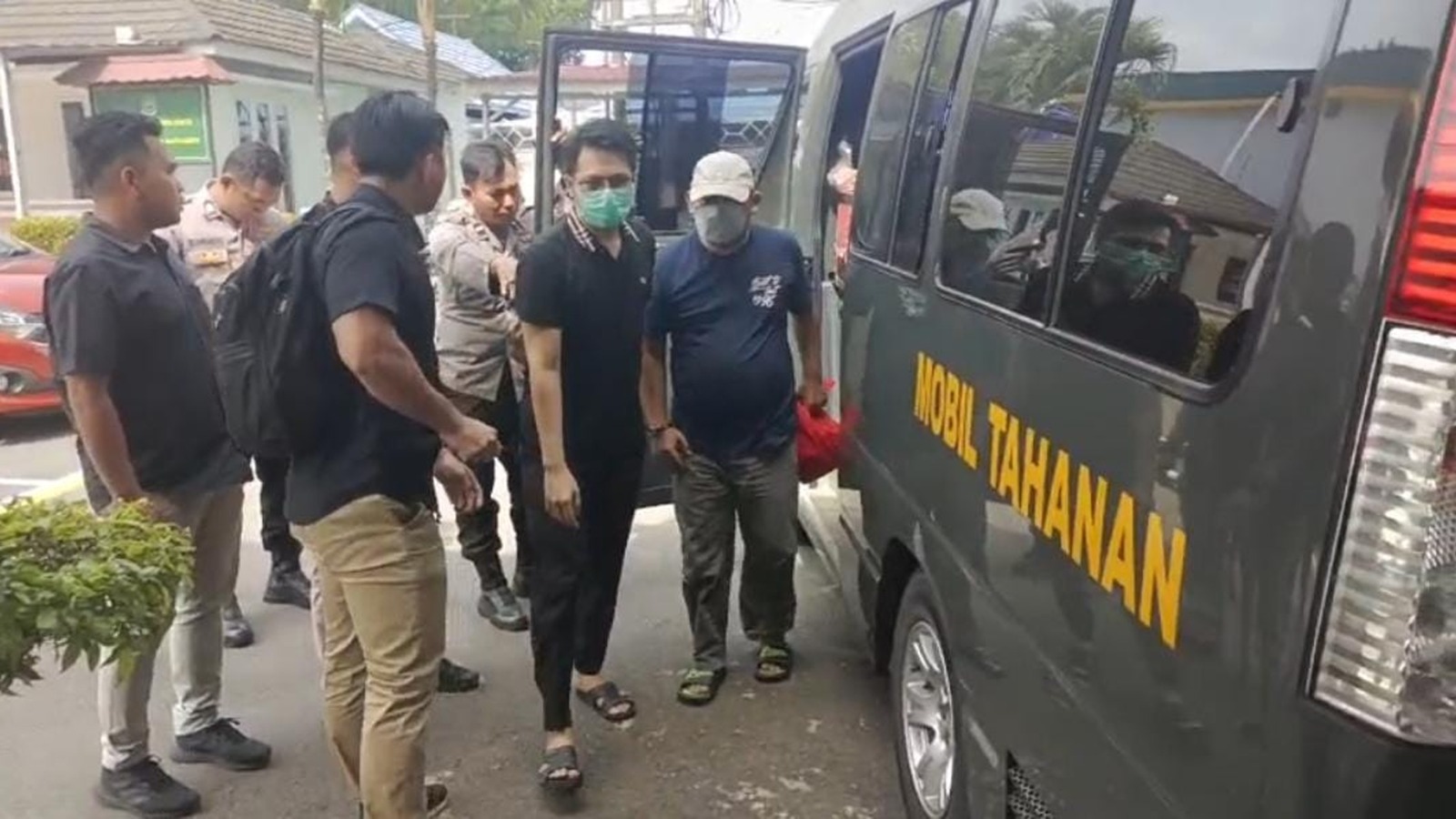 Ini Wajah 12 Tersangka Dugaan Korupsi Dana Btt Di Bpbd Seluma Hari Ini Dilimpahkan Ke Jpu 7475