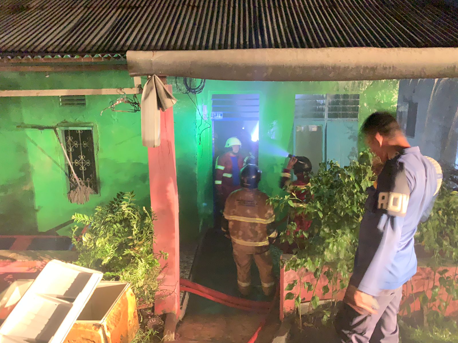 Besuk Kerabat di Rumah Sakit dan Lupa Matikan Kompor, Sebuah Rumah di Pekan Sabtu Kota Bengkulu Terbakar