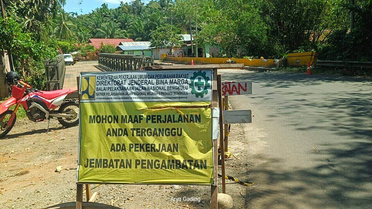 Hati-hati Ada Sistem Buka Tutup Arus Lalu Lintas di Jalan Lintas Bengkulu-Manna