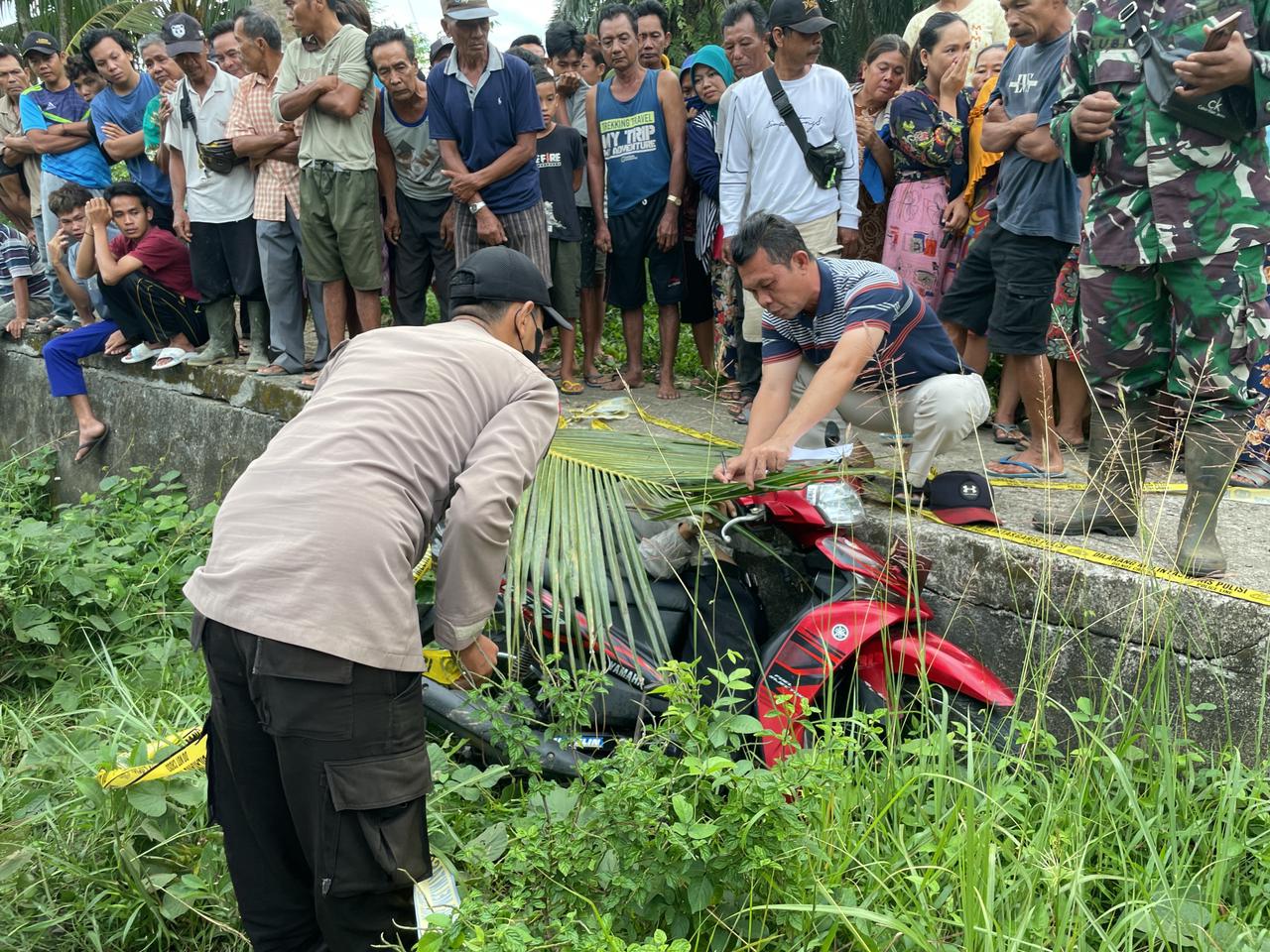 Bawa Bebek Dalam Jaket, Sesosok Mayat Gegerkan Warga Ujung Padang