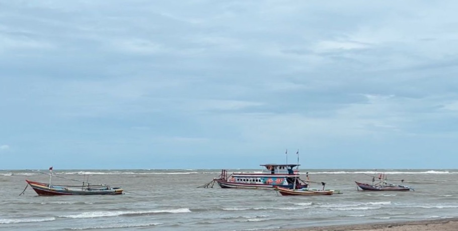 Gelombang Tinggi dan Cuaca Ekstrem, Hampir Sebulan Nelayan di Bengkulu Setop Melaut