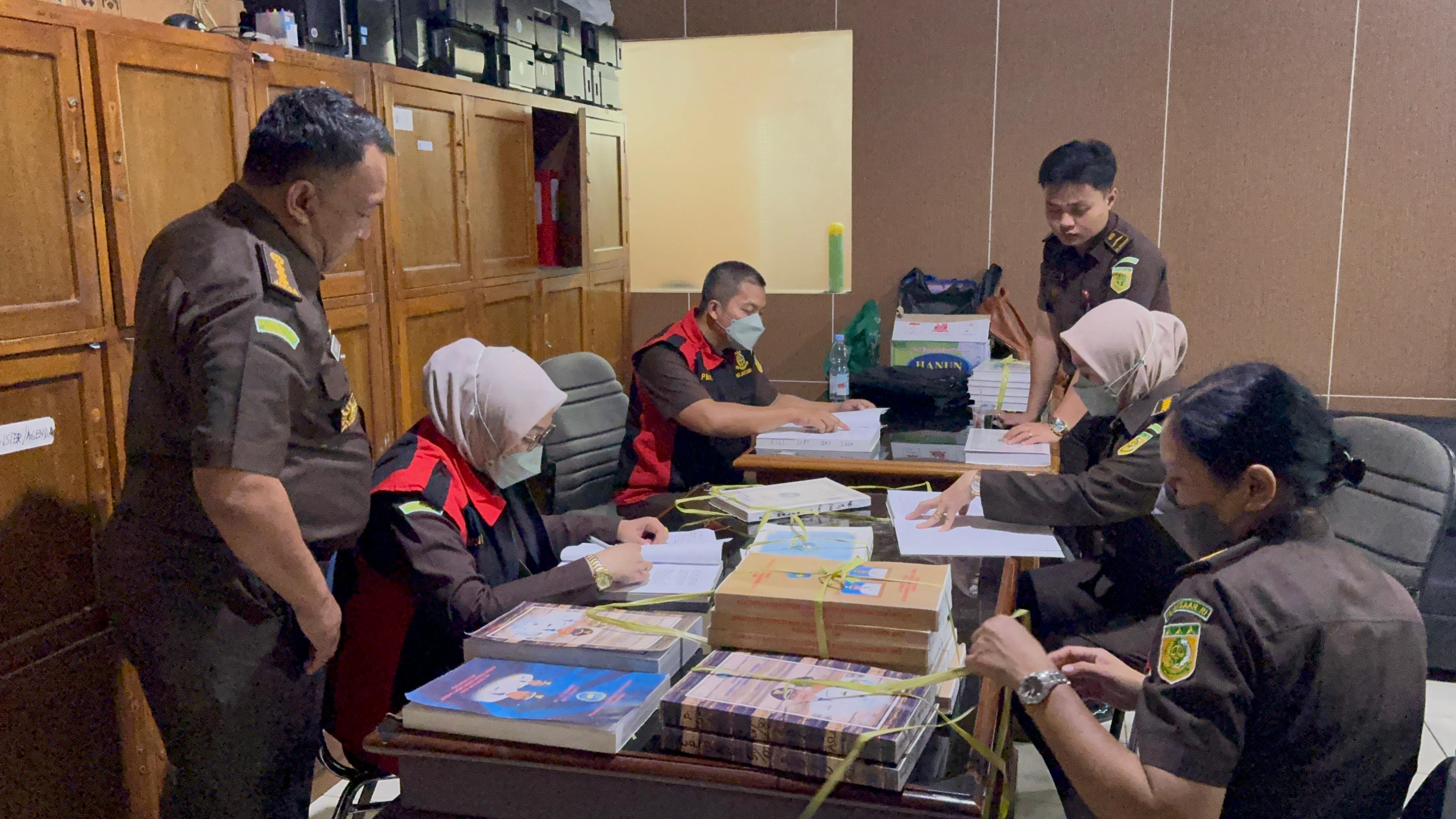 Breaking News: Kejaksaan Tinggi Bengkulu Geledah Kantor Pemda Kota Bengkulu