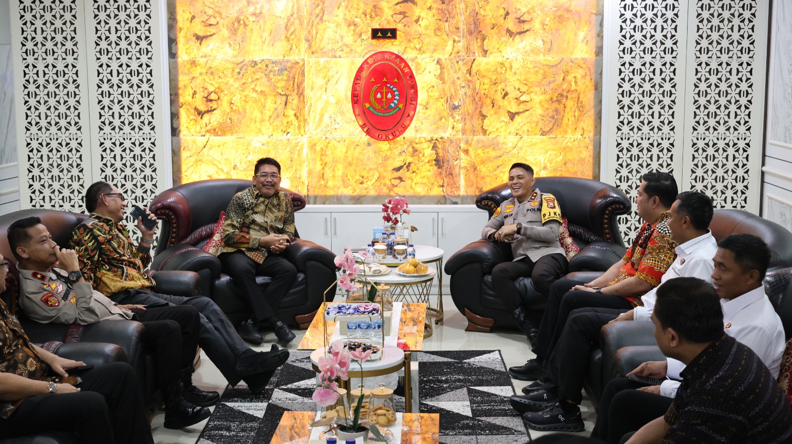 Harmoni Antar Penegak Hukum, Silaturahmi Kapolda dan Kajati Bengkulu