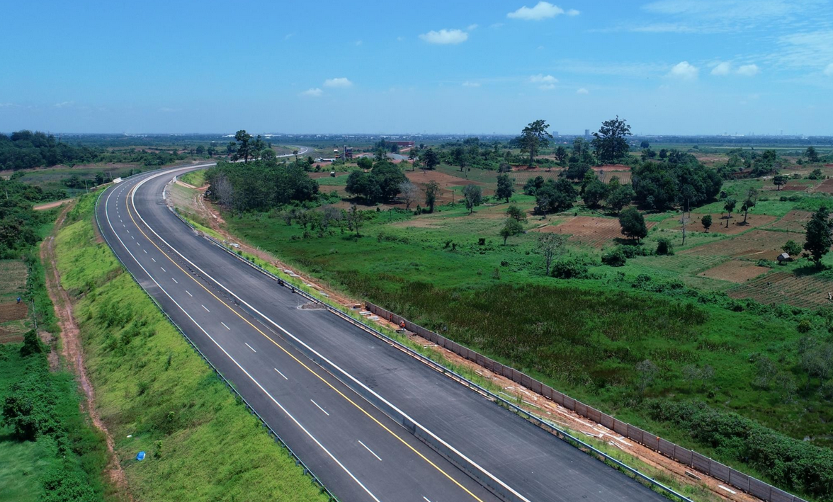 Tolong Jangan Bikin Kecewa, Kata Menteri PUPR Ini Target Selesai Proyek Jalan Tol Palembang-Betung