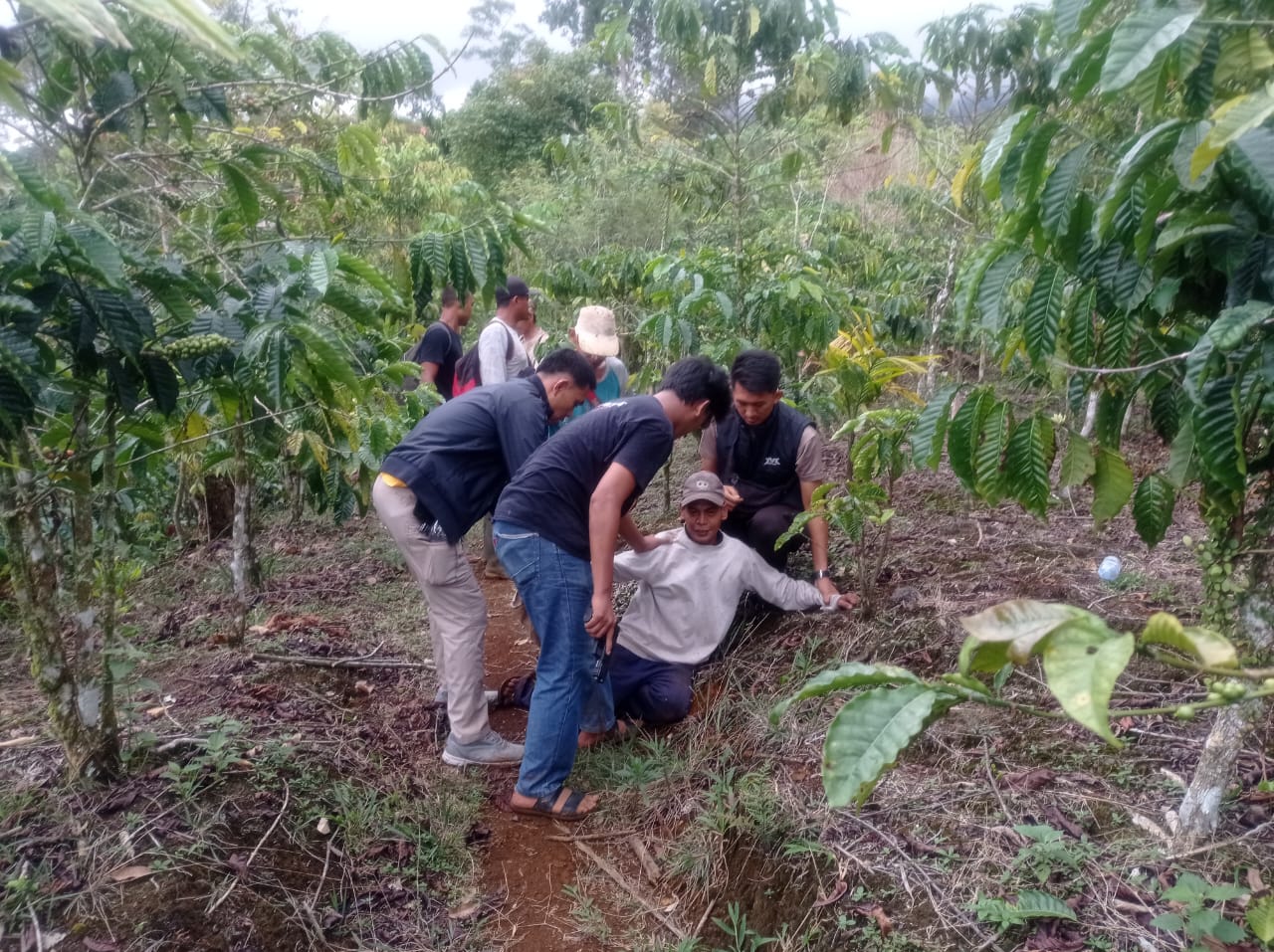 Lari ke Kebun Kopi, Pelaku Penikaman Istri dan Bapak Kandung Ditangkap