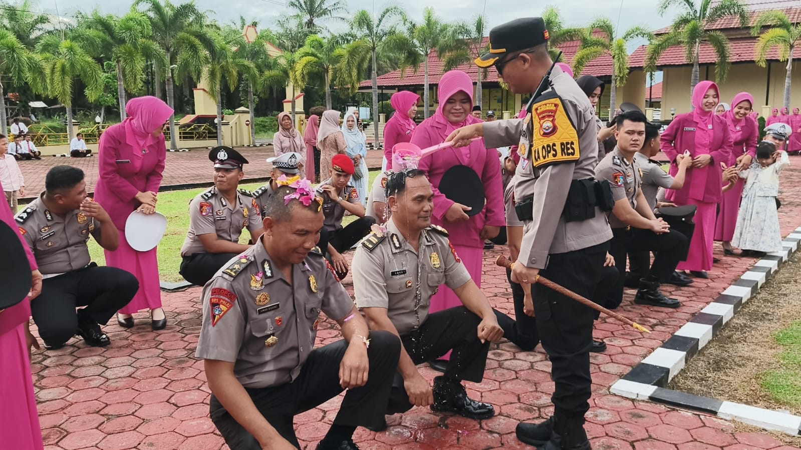 Kado Akhir Tahun, 28 Personel Polres Mukomuko Naik Pangkat, Ini Daftar Namanya