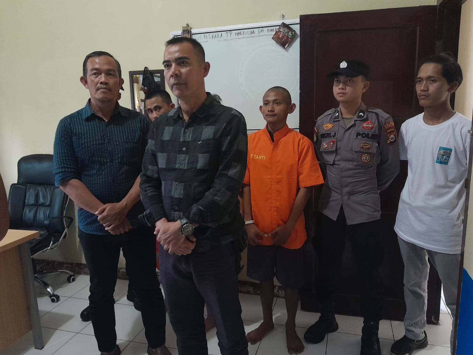 3 Pemuda Digerebek Lagi Pesta, Barang Haram Diamankan