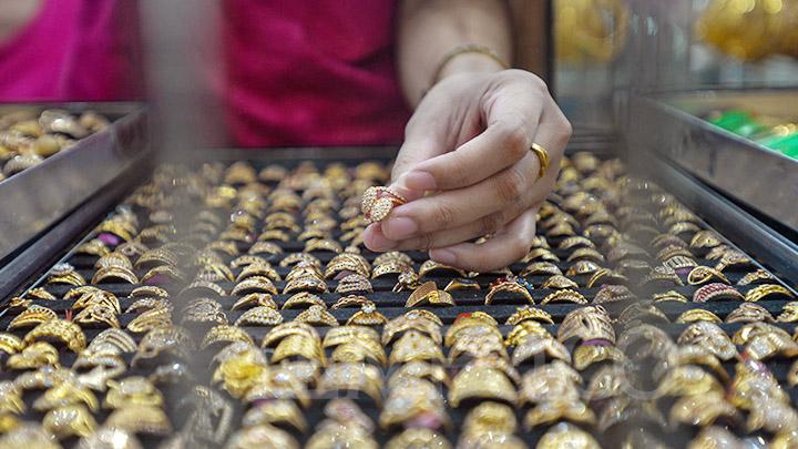 Libur Maulid Nabi 2025, Cek Harga Emas Perhiasan Hari Ini, Segini Selisih 24 Karat dan 22 Karat