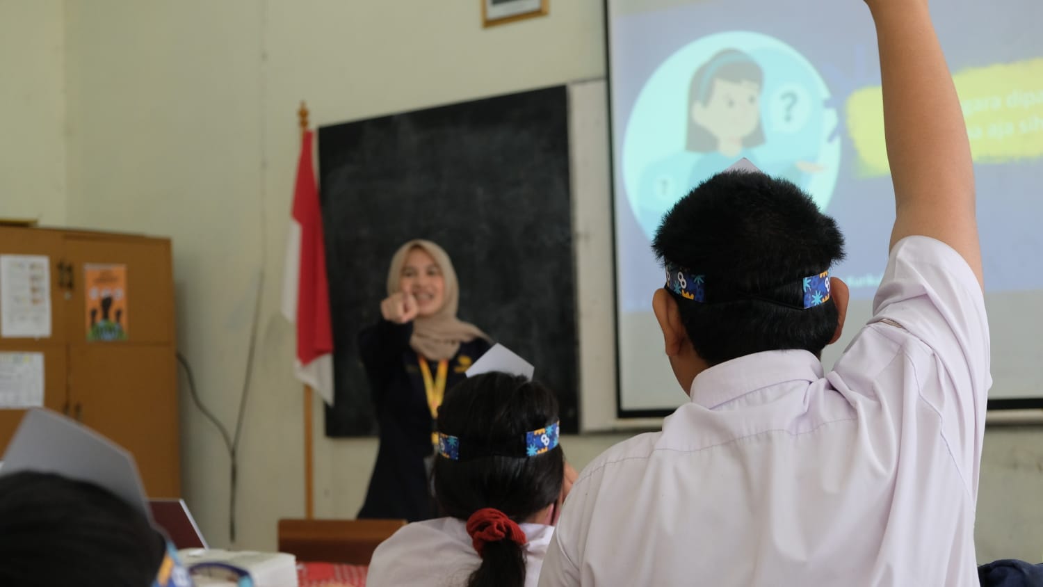 Kemenkeu Mengajar di Bengkulu, Pelajar Sint Carolus Diedukasi Seputar Pengelolaan Keuangan Negara