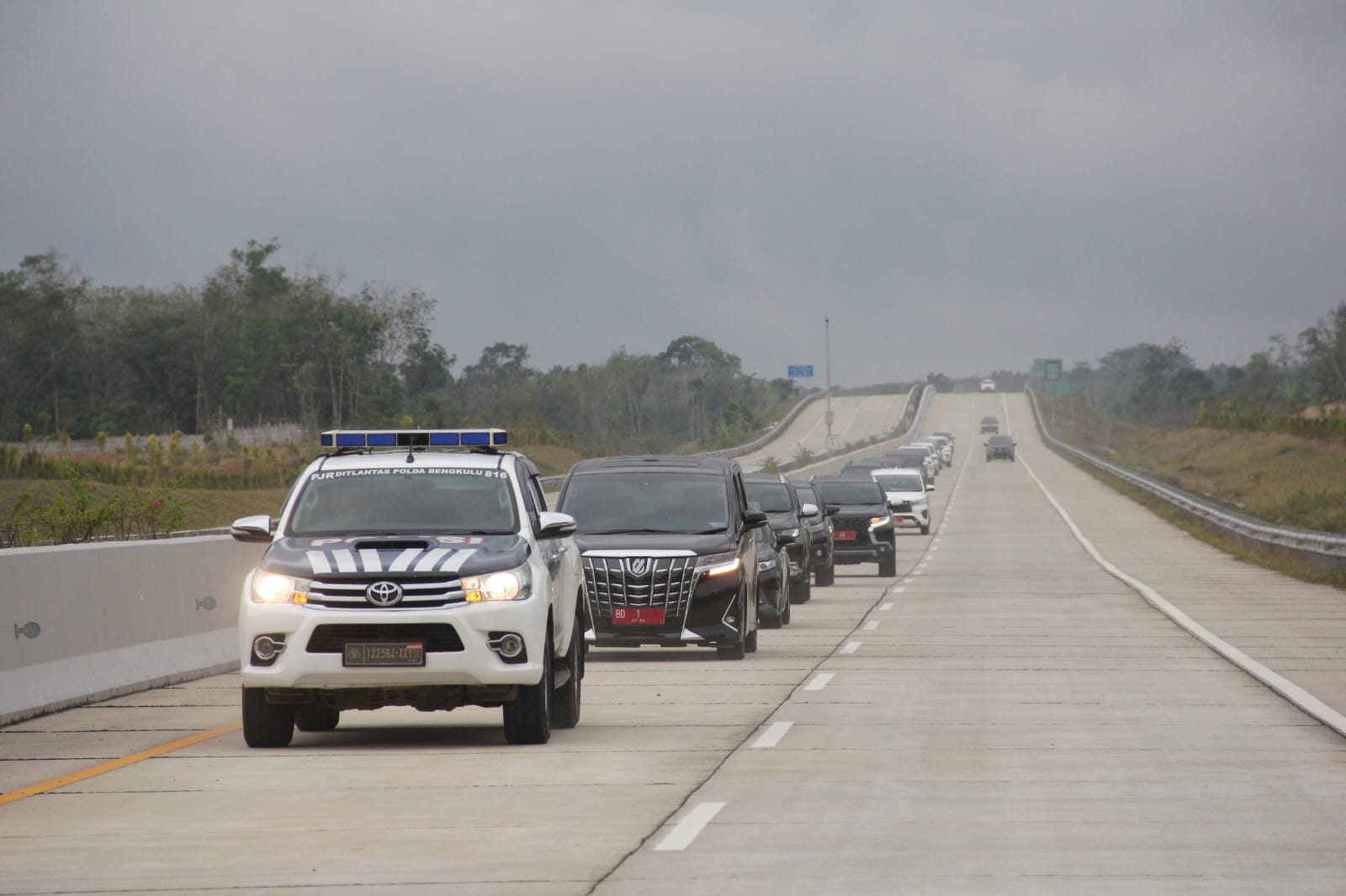 Meluncur Mulus, Gubernur Jajal Tol Betungan-Taba Penanjung