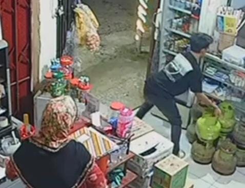 Wajah Pemuda Ini Terkenal di Kota Bengkulu, Modusnya Beli Rokok