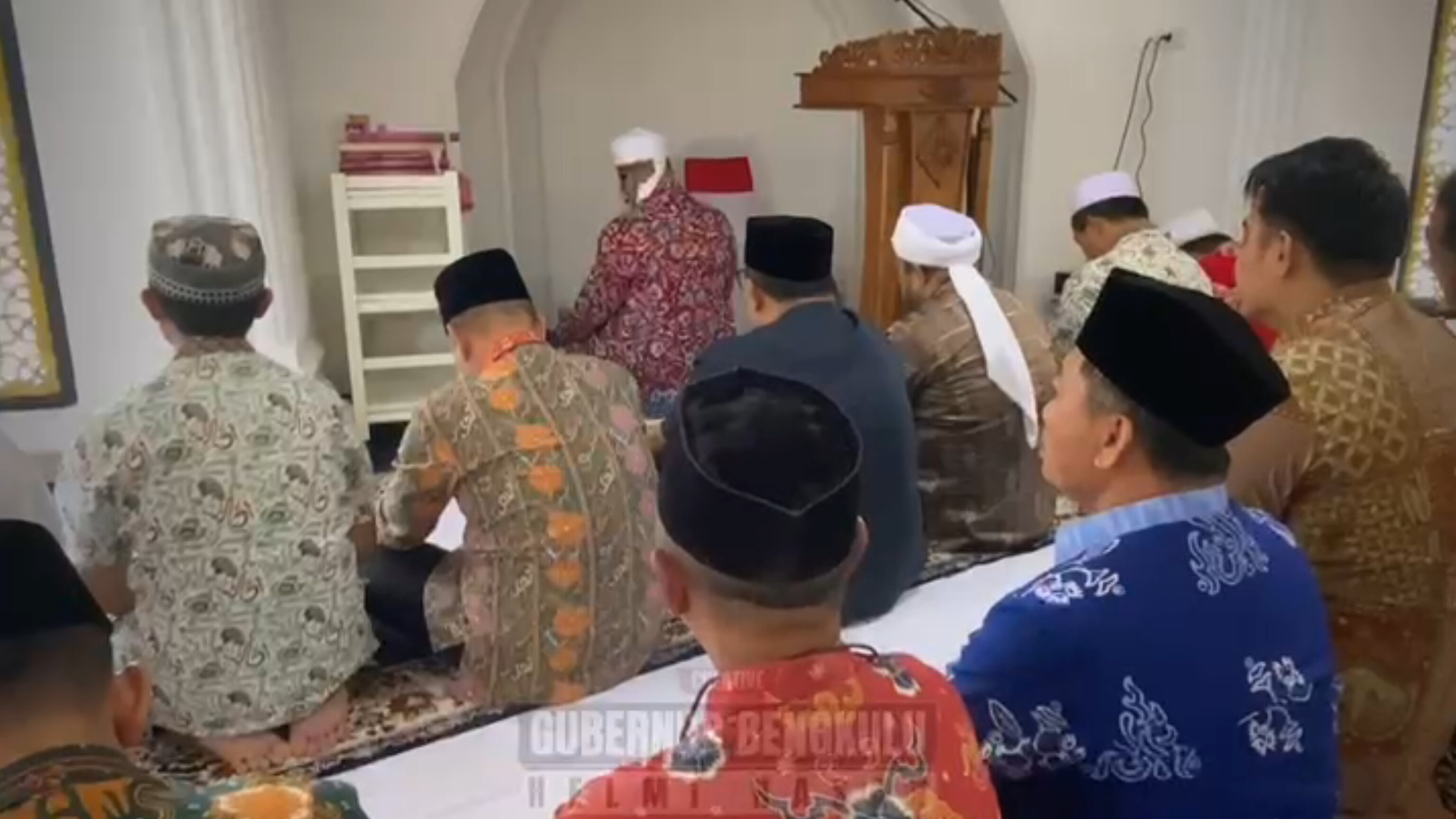 Azan Jumat Perdana di Balai Raya Semarak Bengkulu 