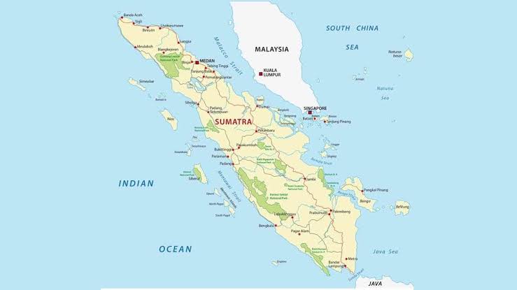 Pantai Suwarnadwipa Berjuluk Pulau Emas, Tersembunyi di Padang