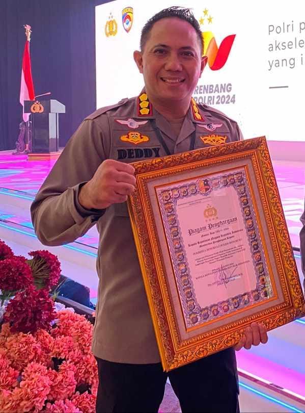 Polresta Bengkulu Terima Penghargaan Unit Pelayanan Publik Terbaik Katagori Pelayanan Prima 2024