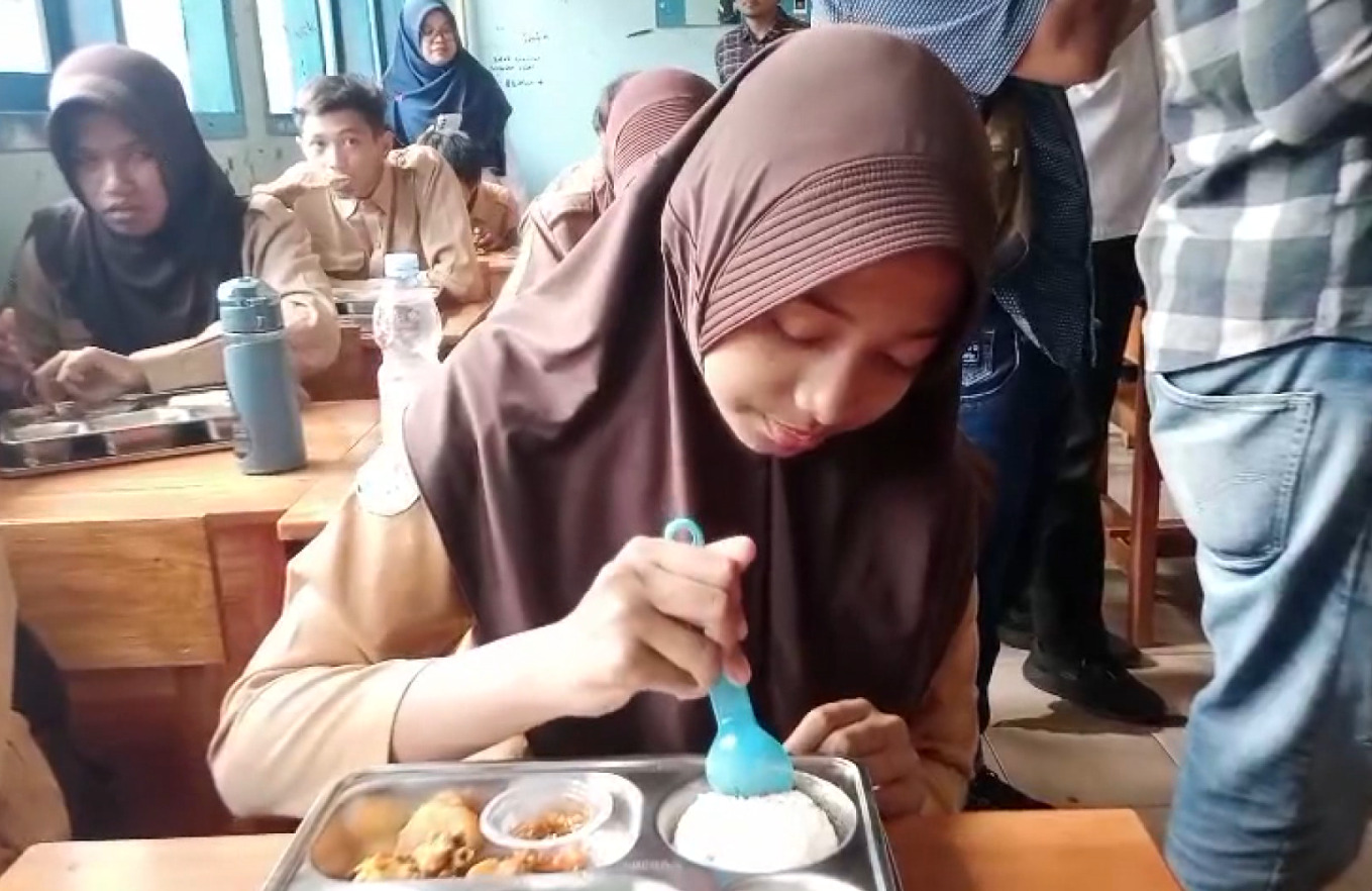 Belum Merata, Baru 75.642 Pelajar SD dan SMP di Kota Bengkulu yang Menerima Manfaat MBG