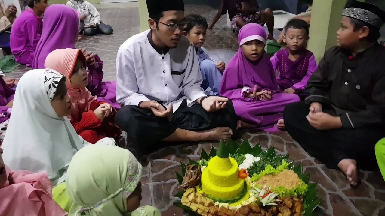 7 Doa Terbaik dari Kedua Orang Tua Saat Anak Bertambah Umur Secara Islami