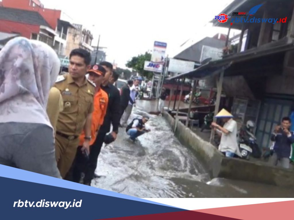 Sidak Lokasi Banjir, Wabup Rejang Lebong Pastikan Teratasi Dalam Program 100 Hari Kerja