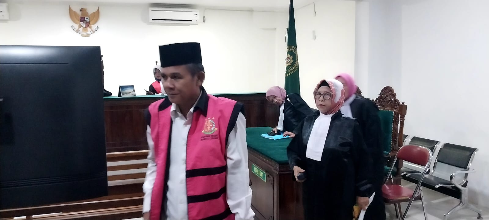 Mantan Pejabat ini Dituntut 8 Tahun Penjara, Didenda Rp 500 Juta dan Uang Pengganti Rp 1,6 Miliar 