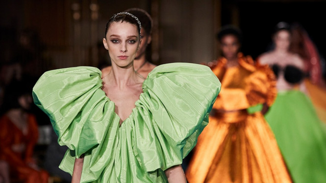 Prediksi Tren Fashion Serta Warna yang Hits Di Tahun 2024 Menurut Desainer Indonesia