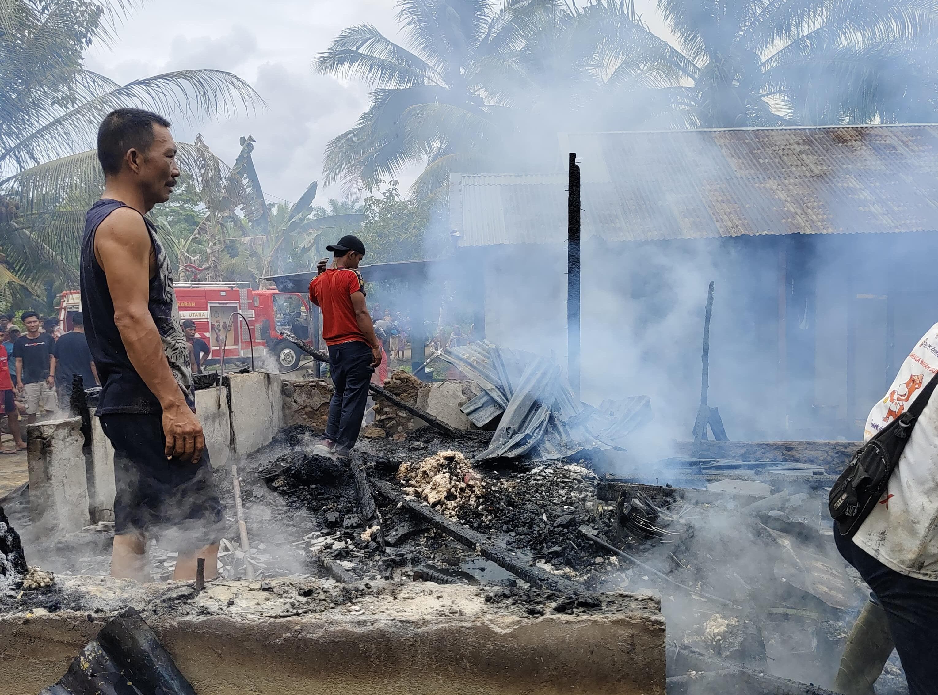 Ditinggal ke Warung, Rumah di Bengkulu Utara Ludes Terbakar