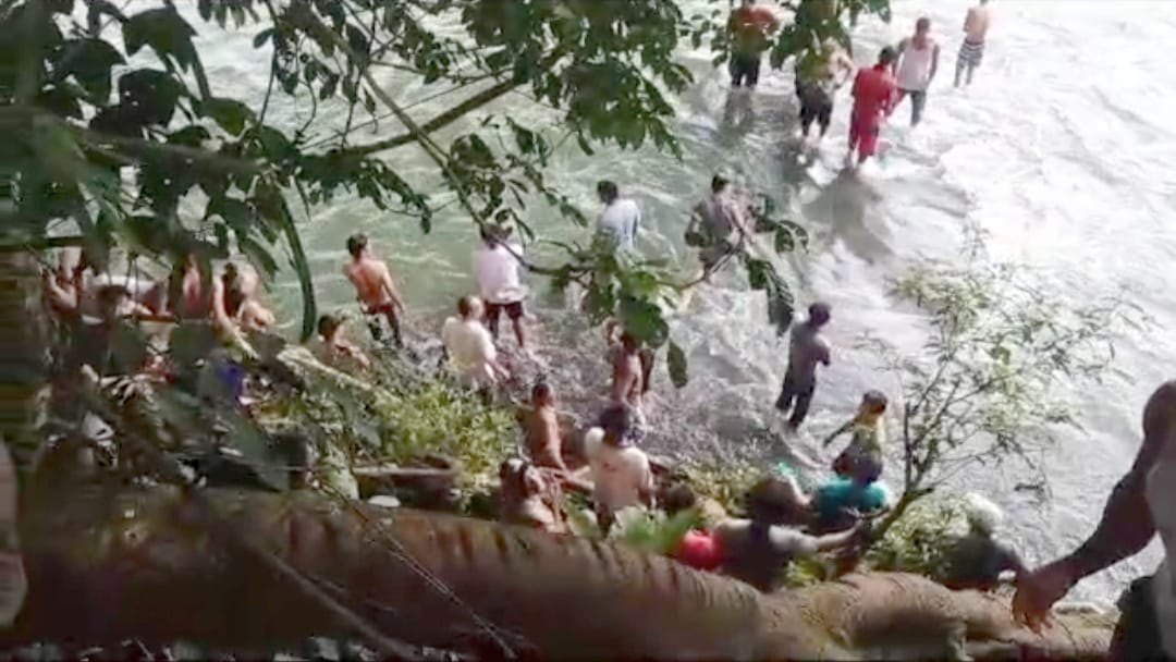 Main di Sungai, Selasa Sore Baim Dilaporkan Hanyut 