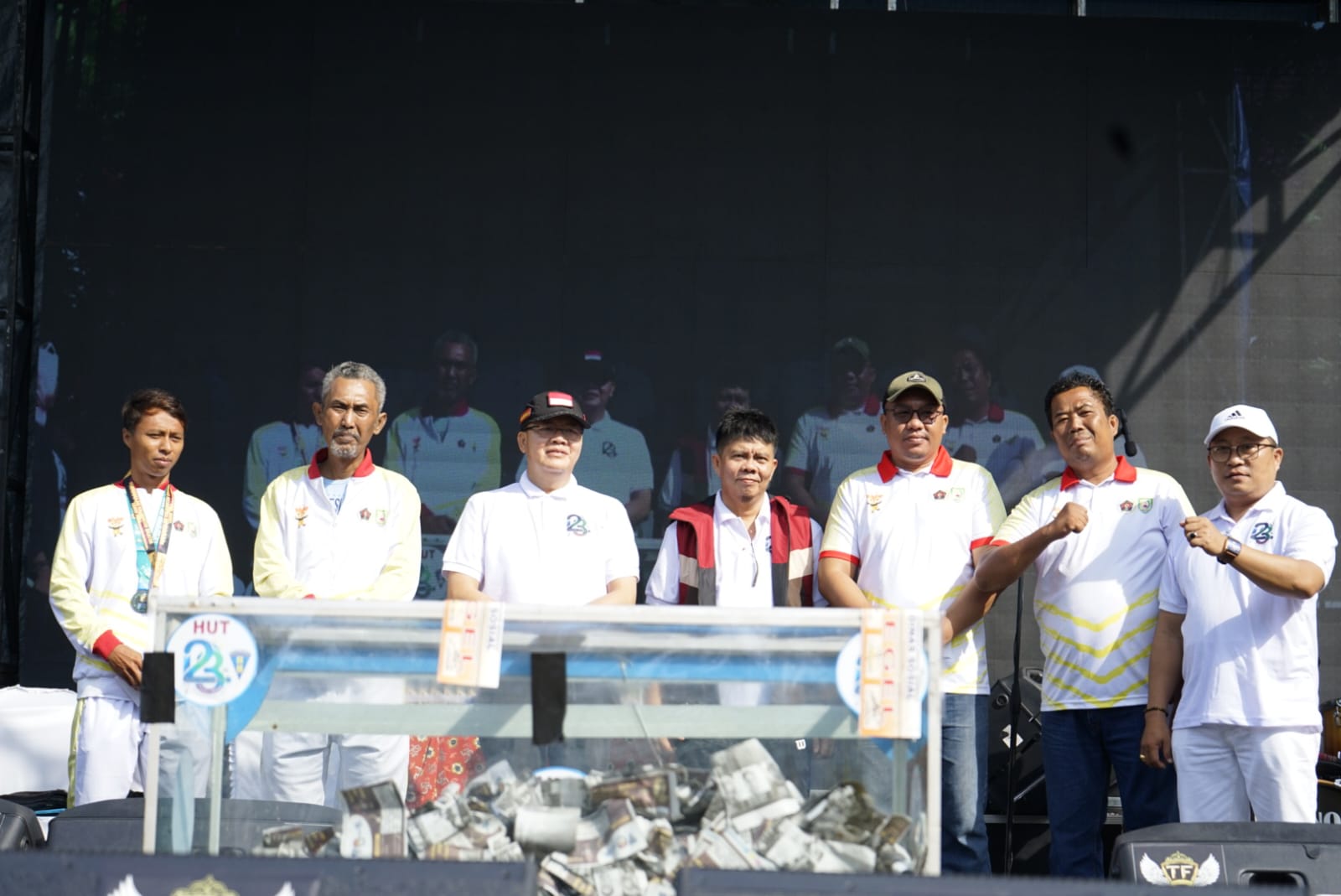 Raih Medali di Porwarnas Kalsel, 4 Jurnalis Bengkulu Terima Penghargaan dari Gubernur Rohidin Mersyah