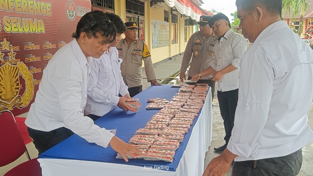 Polres Seluma Tangkap Pengedar Obat Tanpa Izin, 9.500 Butir Pil Disita untuk Barang Bukti