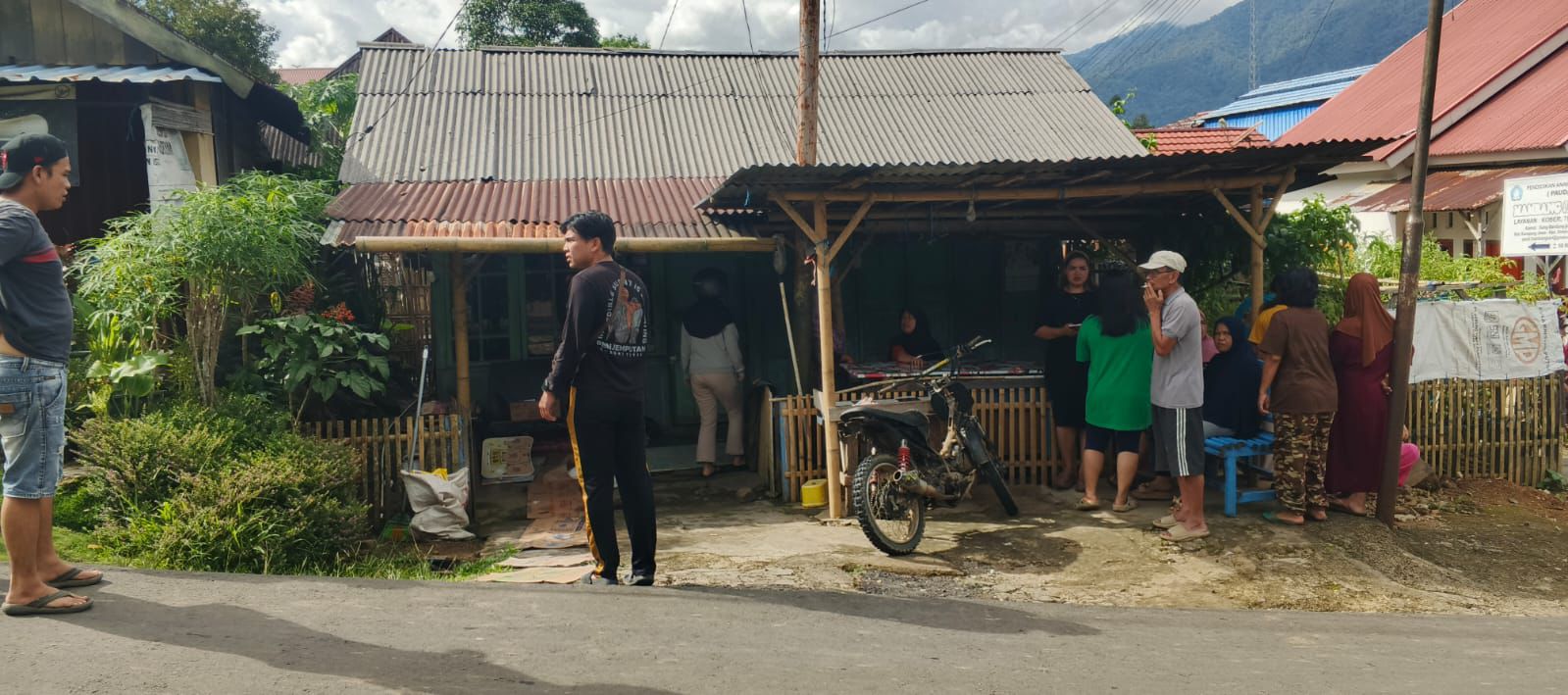 Bocah 9 Tahun Diserang Pakai Senjata Tajam di Teras Rumah