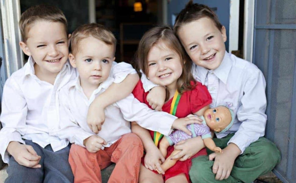 9 Fakta Menarik Anak Keempat dalam Keluarga,  Punya Kepribadian Menyenangkan dan Penyayang 
