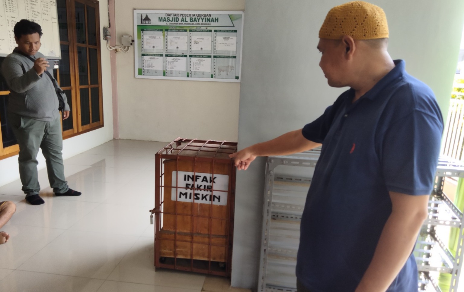 Identitas Pencuri Kotak Amal di  Masjid Al-Bayyinah Dikantongi Polisi, di Rekaman CCTV Kelakuannya Tak Beradab
