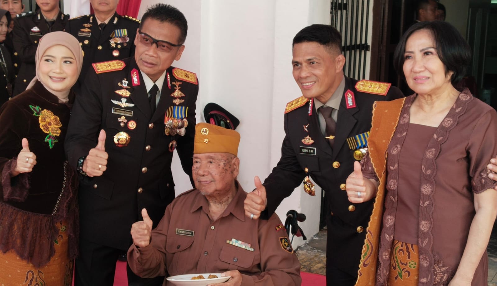 HUT Bhayangkara, 3 Orang Dapat Tumpeng dari Kapolda dan Wakapolda Bengkulu