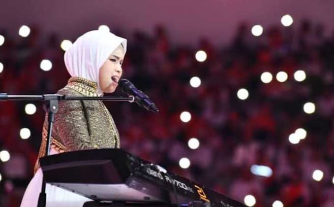 Putri Ariani Makin Memukau di Babak Semifinal AGT 2023, Simon Cowell: Betapa Indah Suaramu