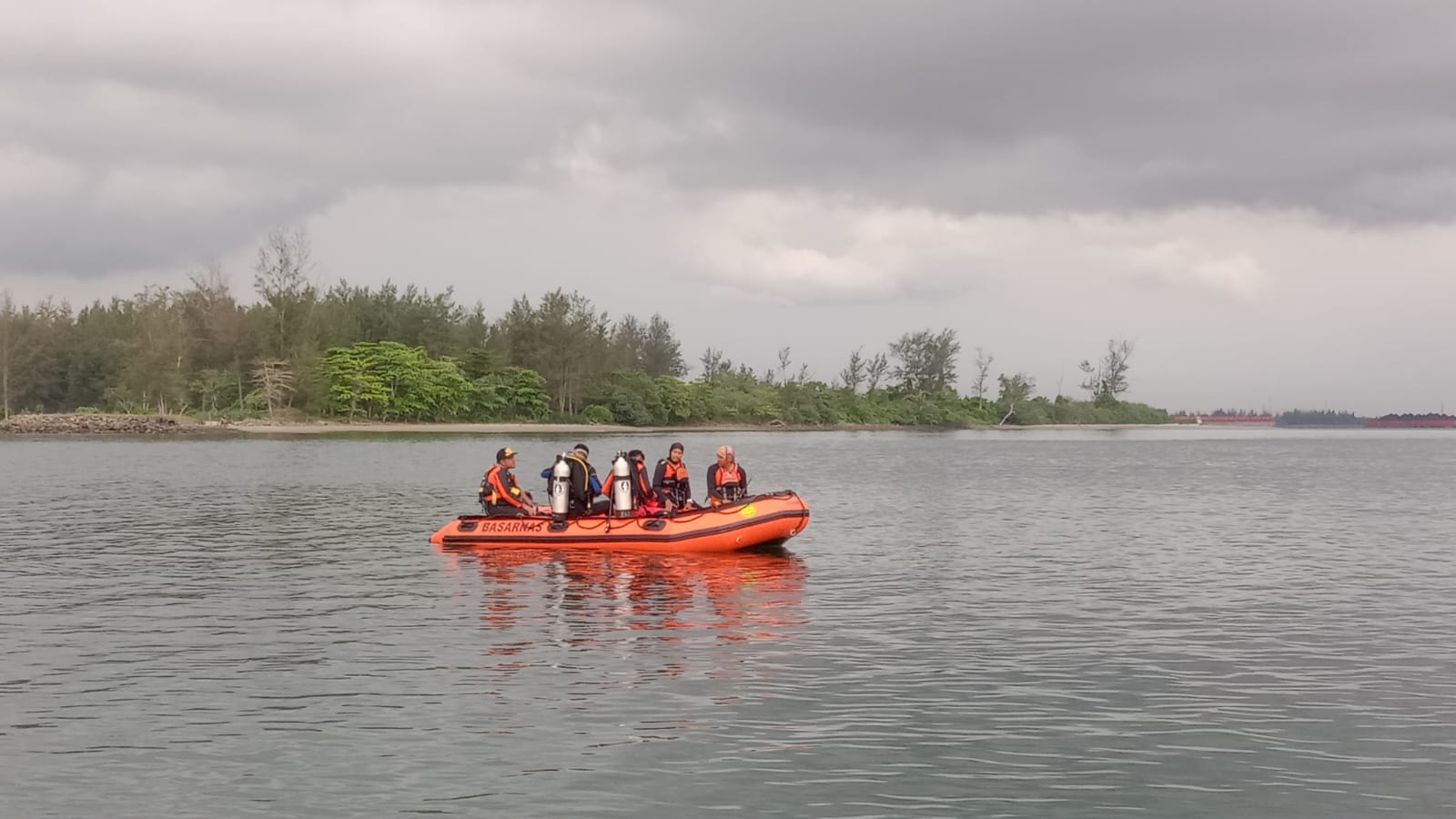 Warga Seluma Tenggelam di Lentera Merah Belum Ditemukan, Pencarian Korban Masih Berlangsung