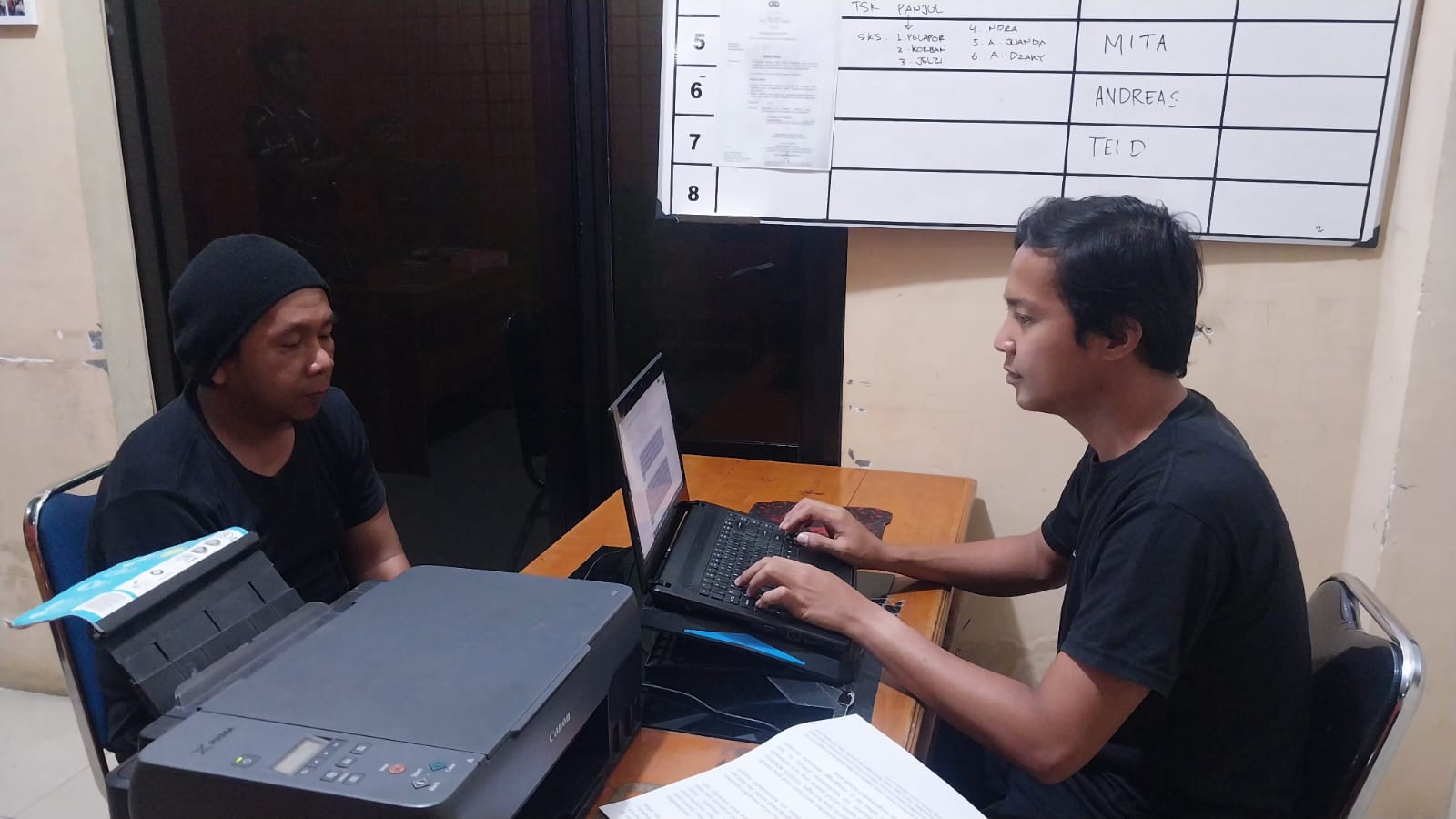 Polisi Periksa Vendor Event Glow Run Night