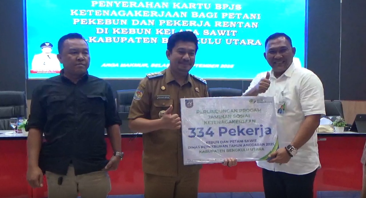 334 Buruh Kelapa Sawit Dapat Jaminan Ketenagakerjaan dari Pemkab Bengkulu Utara 