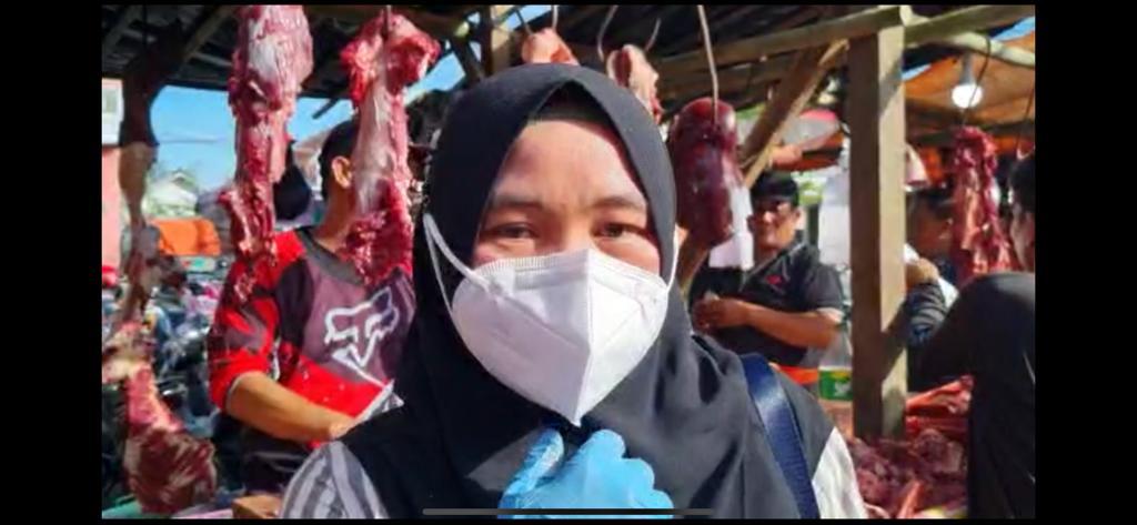 Cek Daging di Pasar, Petugas Temukan Cacing Hati