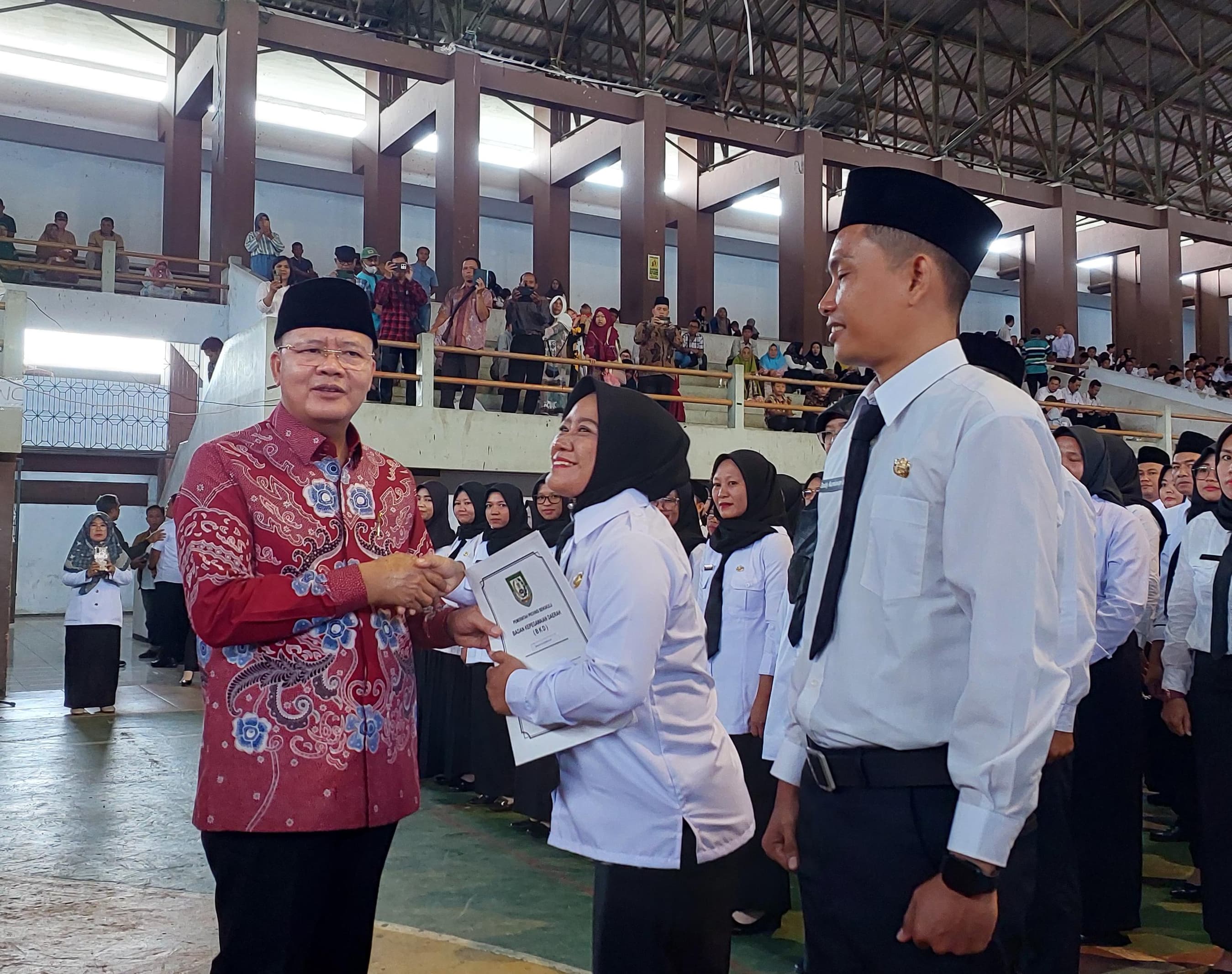 Hasil Koordinasi Gubernur Rohidin dengan Kementerian, 98 Guru Honorer Resmi Terima SK PPPK Guru