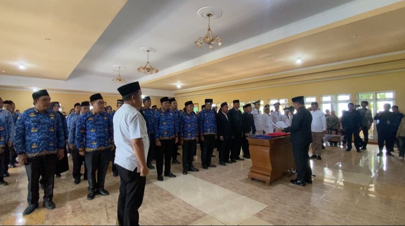 Mutasi Pejabat Kabupaten Lebong, Bupati Azhari Lantik 67 Orang, Ini Daftar Namanya 