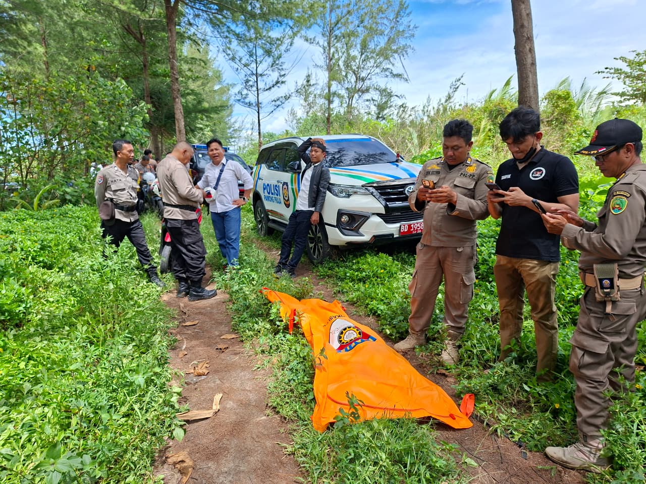 Geger!!! Ditemukan Mayat Pria Mengambang di Sungai Muara Bangkahulu