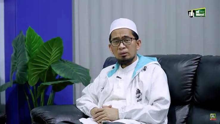 Amalan Mustajab Saat Terbangun di Malam Hari, Kata Ustaz Adi Hidayat Kerjakan Maka Rezeki Akan Mengalir Deras