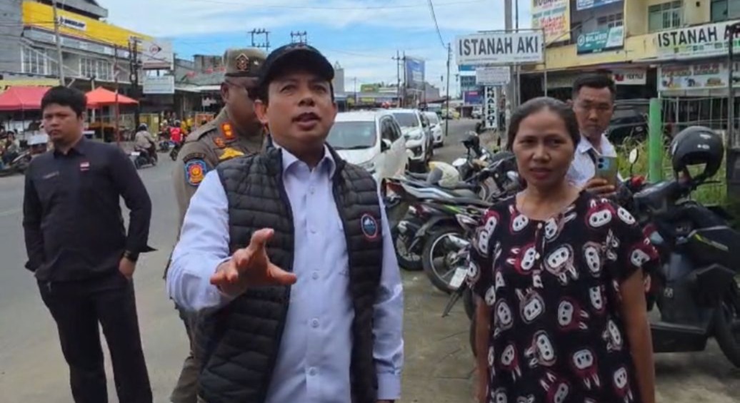 Walikota Dedy Wahyudi Turun Langsung Tertibkan PKL dan Tata Pasar Panorama