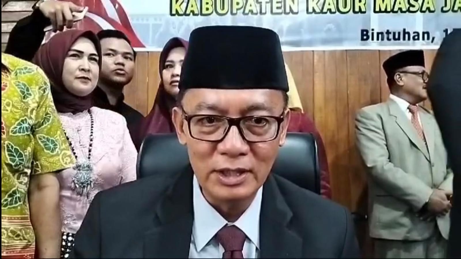 Bupati Kaur Lismidianto Dimakamkan di Desa Ini, Jenazah Dibawa dari Jakarta Menuju Bengkulu Lewat Jalur Darat