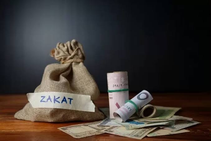 Bolehkah Memberikan Zakat Fitrah Kepada Saudara Kandung yang Fakir? Begini Hukumnya