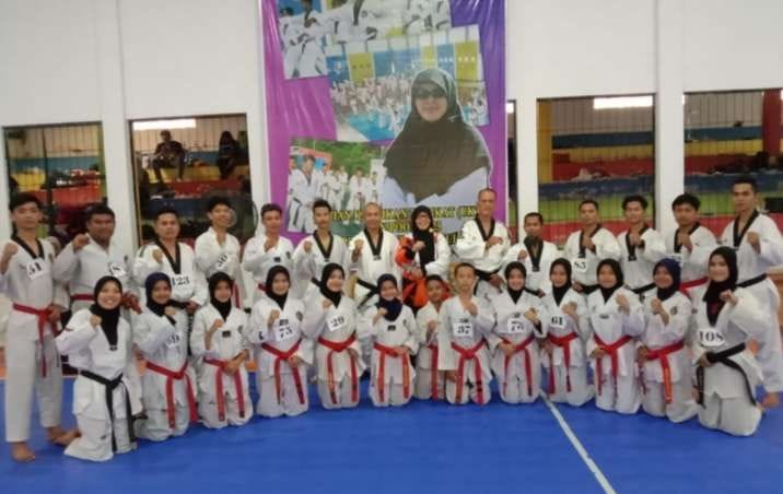 Ujian Kenaikan Tingkat Taekwondo. Diikuti 137 Peserta sekaligus Cari Bibit 