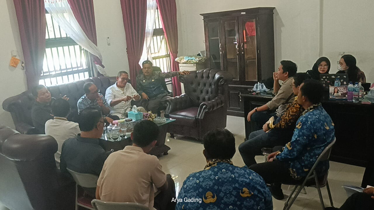Rapat Tertutup Pemkab Seluma dan PT ESDM Bahas Pembangunan Landasan Helikopter