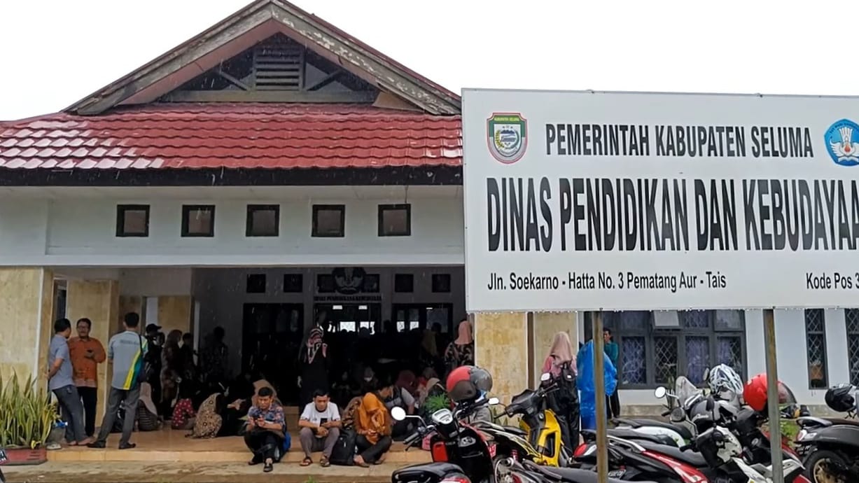 127.621 Guru Honor Jadi PNS, Ini Anggaran Gajinya 