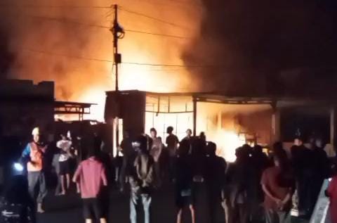 Kebakaran di Ujan Mas Kepahiang, Dua Ruko Ludes